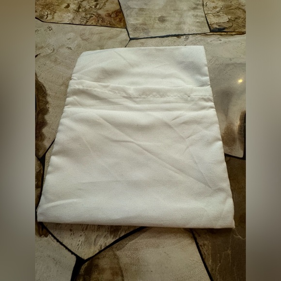 Jimmy Choo Dust Bag (small) - Picture 2 of 4